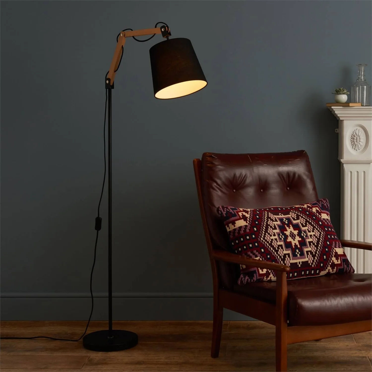 Caleb Floor Lamp - Black 3 Caleb Floor Lamp - Black