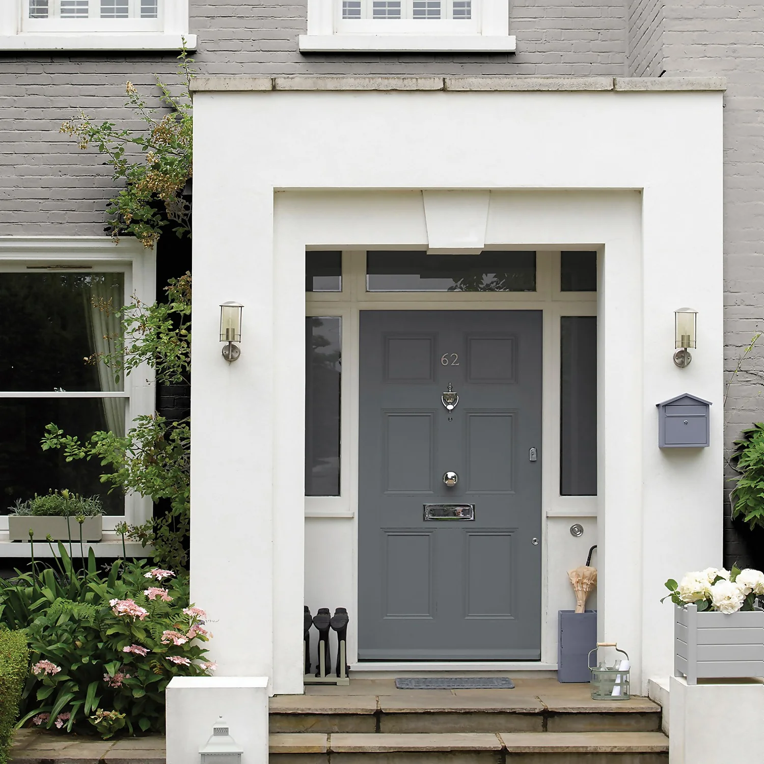 Sandtex® Textured Masonry Paint Plymouth Grey - 5L 7 Sandtex® Textured Masonry Paint Plymouth Grey - 5L - Image 5