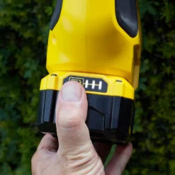 STANLEY FATMAX V20 18V Cordless Pole Hedge Trimmer 45cm (Sfmcph845M1-Gb) 19 STANLEY FATMAX V20 18V Cordless Pole Hedge Trimmer 45cm (Sfmcph845M1-Gb) -Home Improvement Shop 12882305 6204843590449106