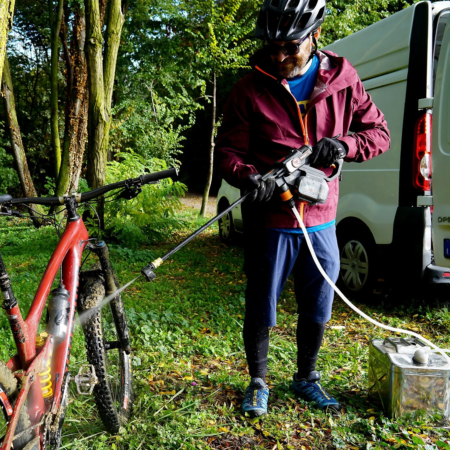 Worx Nitro Brushless Hydroshot Cordless Pressure Washer 4 Worx Nitro Brushless Hydroshot Cordless Pressure Washer - Image 2